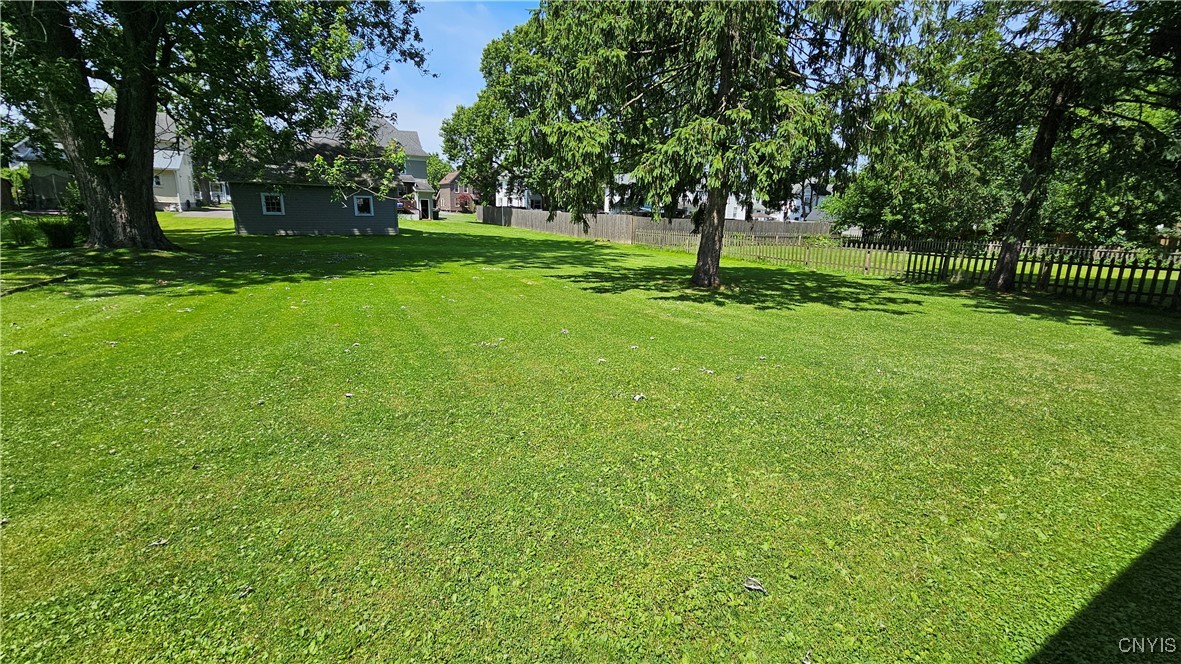 51 Mattie Street Auburn, NY 13021 - Photo 11 of 43