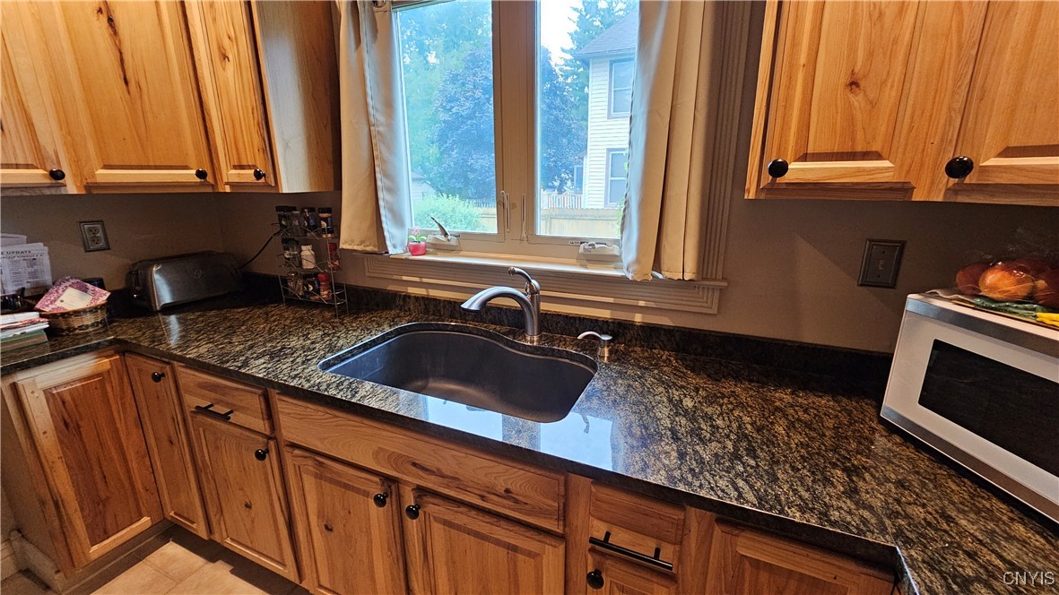 51 Mattie Street Auburn, NY 13021 - Photo 18 of 43