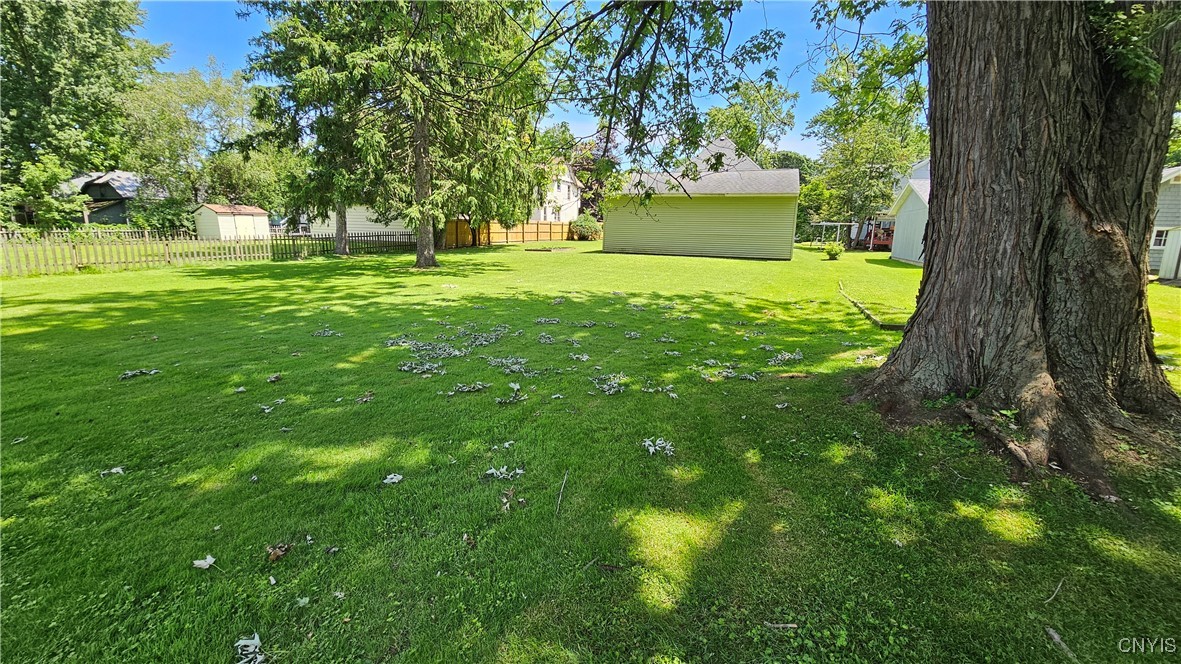 51 Mattie Street Auburn, NY 13021 - Photo 10 of 43