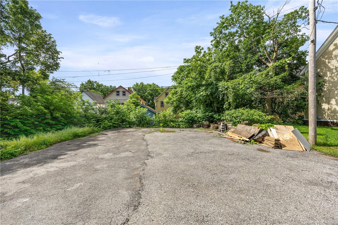 185 Columbia Avenue Rochester, NY 14608 - Photo 24 of 25