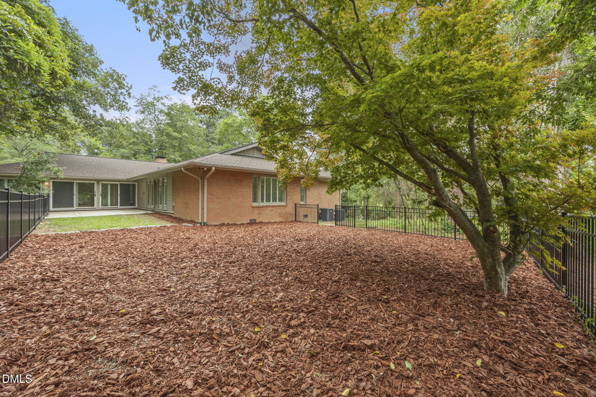 501 Valley Road Fayetteville, NC 28305 - Photo 17 of 72 11-web-or-mls-484A9810