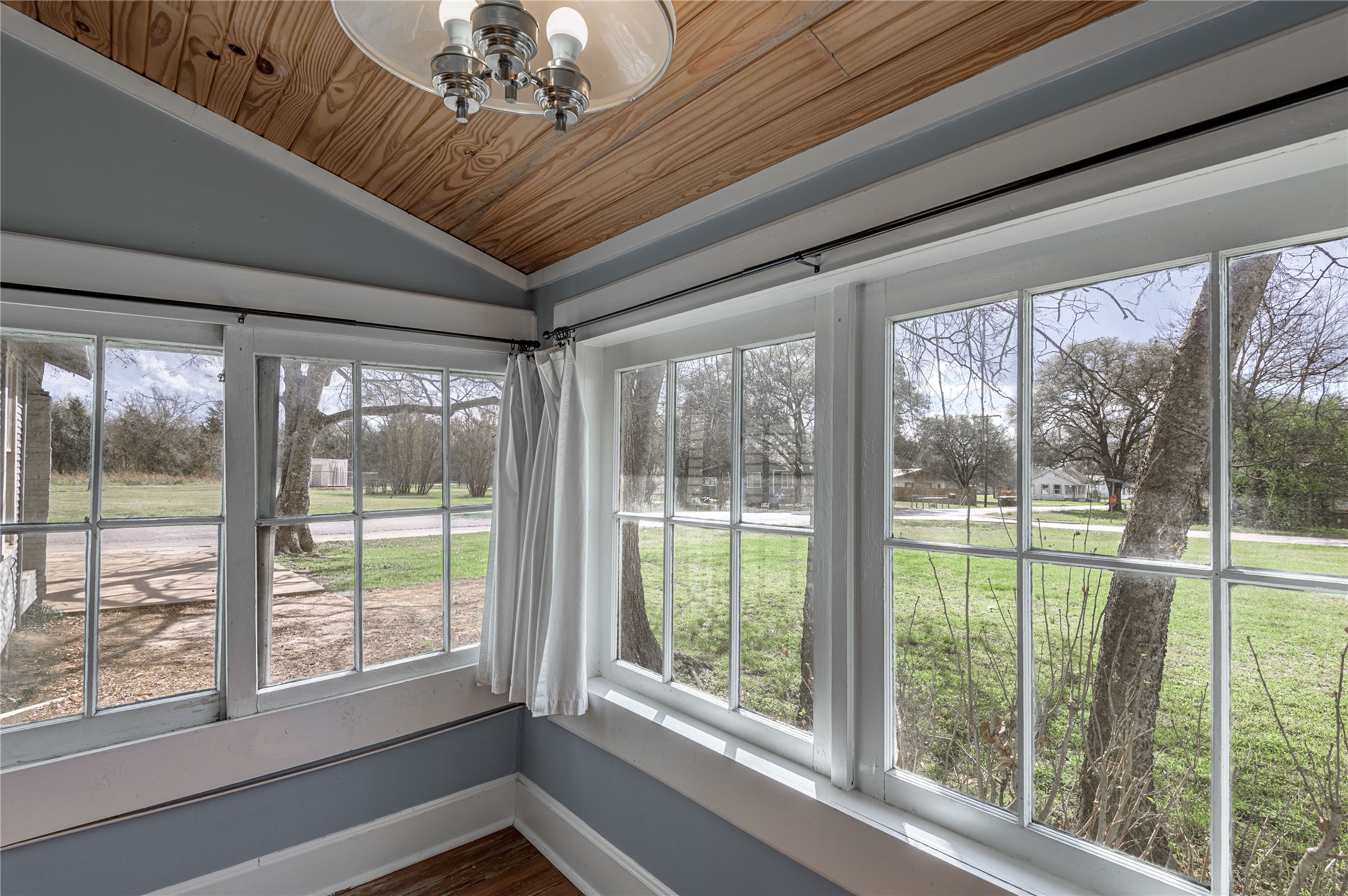 254 South Railroad Street, Unit 250 Trinity, TX 75862 - Photo 15 of 23