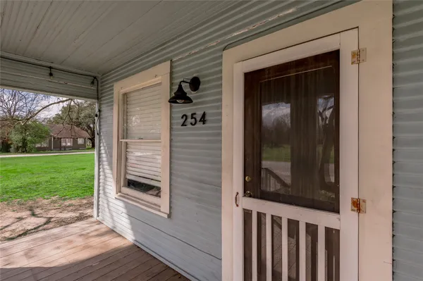 $750 | 254 South Railroad Street, Unit 250, Trinity, TX 75862