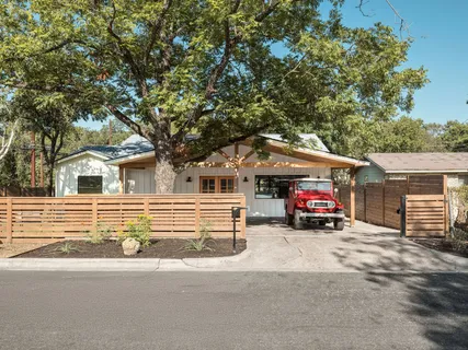 $1,150,000 | 3006 Brinwood Avenue, Austin, TX 78704