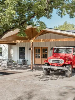 $1,150,000 | 3006 Brinwood Avenue, Austin, TX 78704