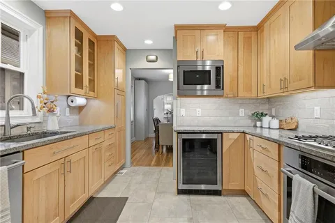 $515,000 | 4633 Terrace Street, Kansas City, MO 64112