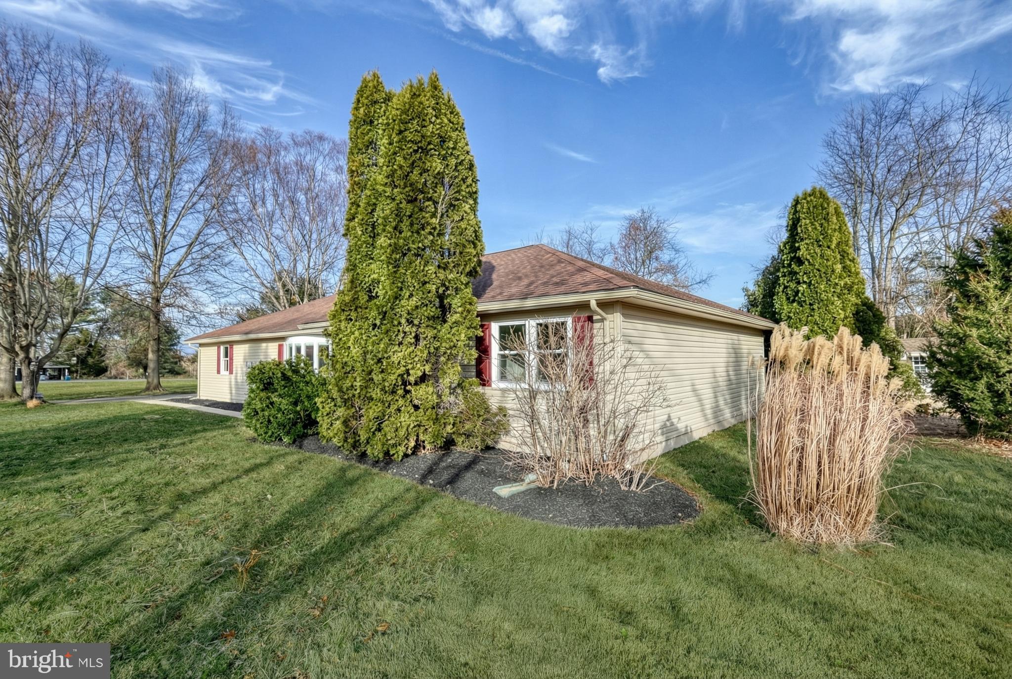 79 North School House Road Thomasville, PA 17364 - Photo 4 of 73 a view of a house with a yard