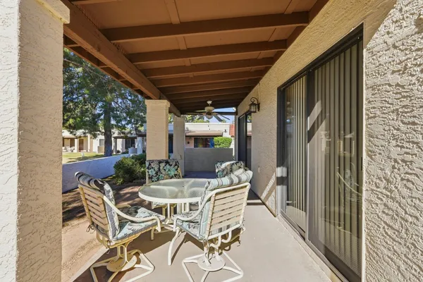 $2,300 | 650 South Arrowwood Way, Mesa, AZ 85208