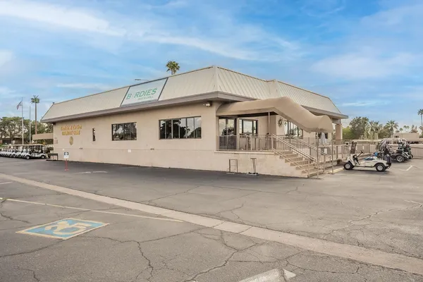 $2,300 | 650 South Arrowwood Way, Mesa, AZ 85208
