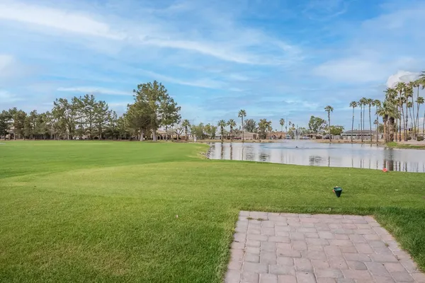 $2,300 | 650 South Arrowwood Way, Mesa, AZ 85208