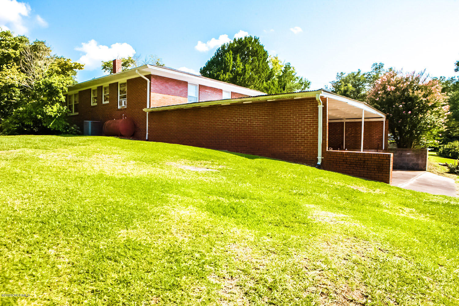 114 Loop Road Leland, NC 28451 - Photo 5 of 21 Back