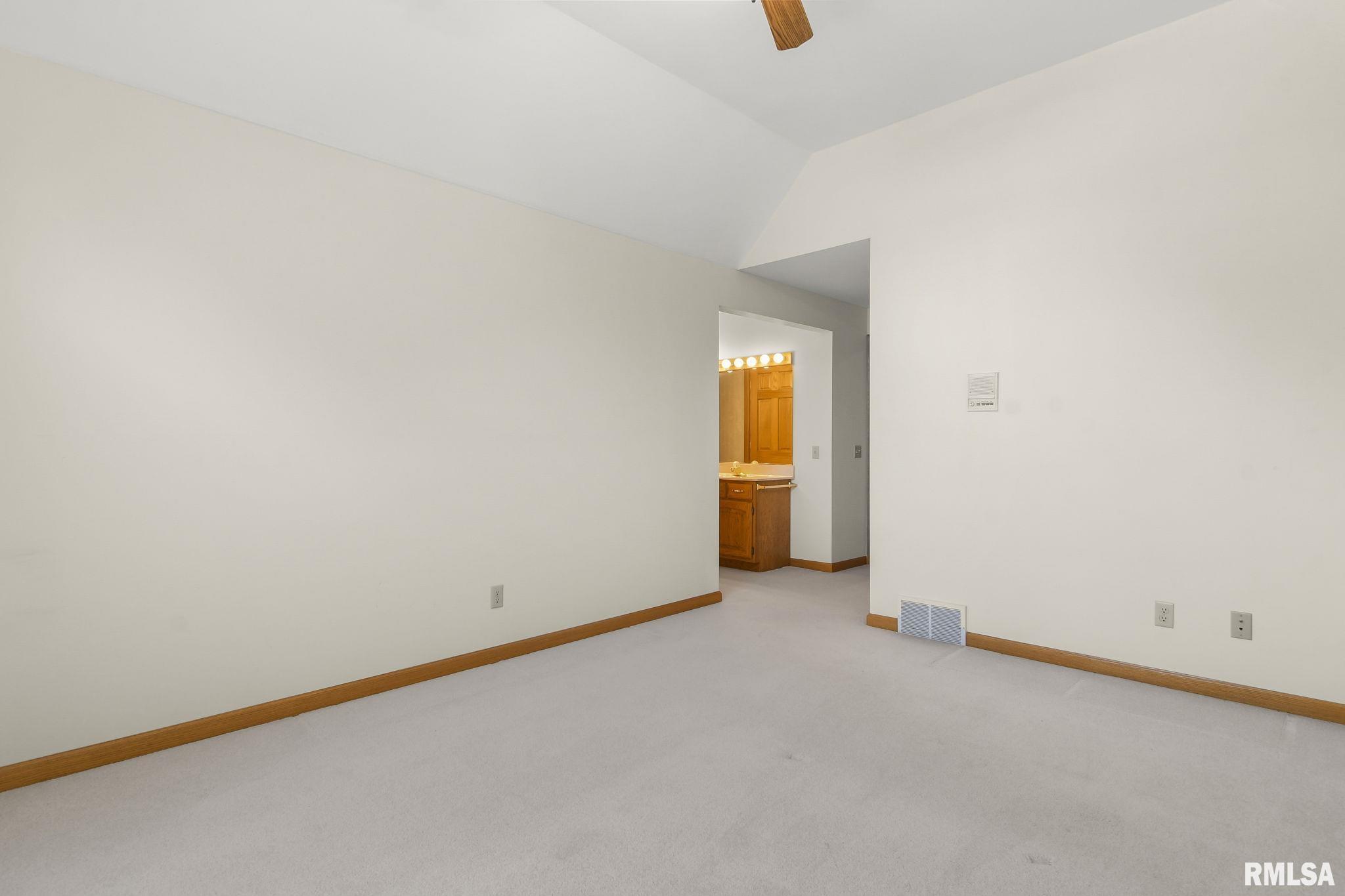 2304 Chesapeake Landing Springfield, IL 62712 - Photo 30 of 41