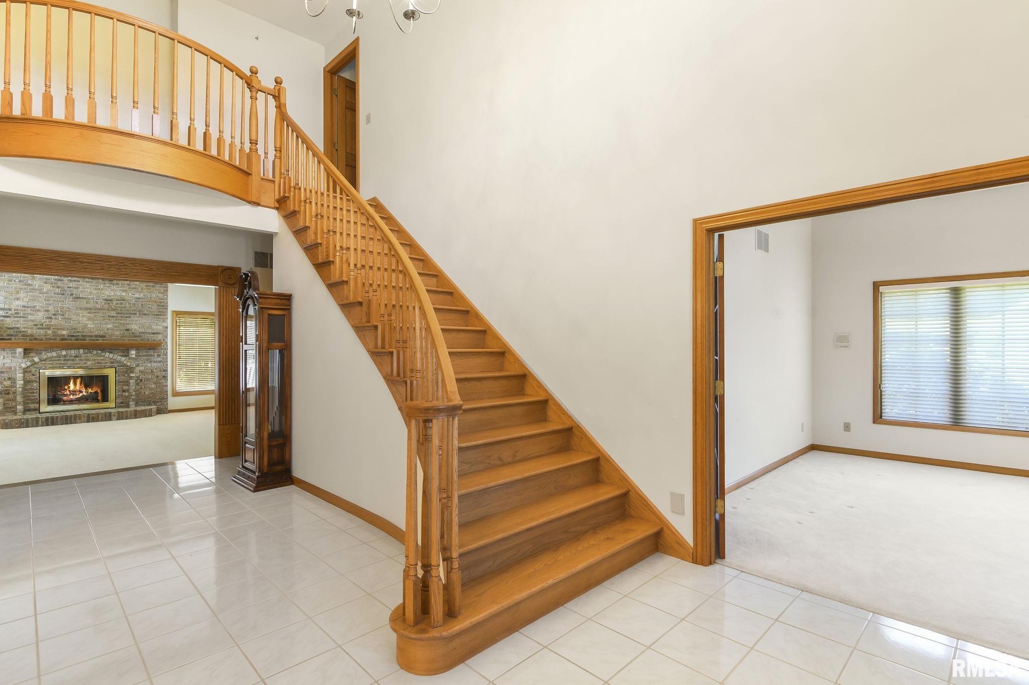 2304 Chesapeake Landing Springfield, IL 62712 - Photo 3 of 41