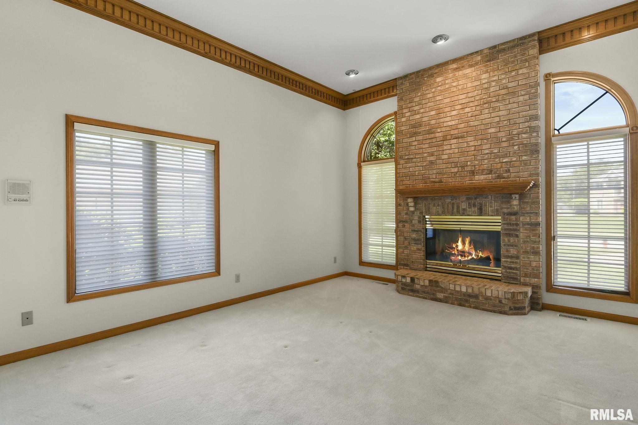 2304 Chesapeake Landing Springfield, IL 62712 - Photo 6 of 41