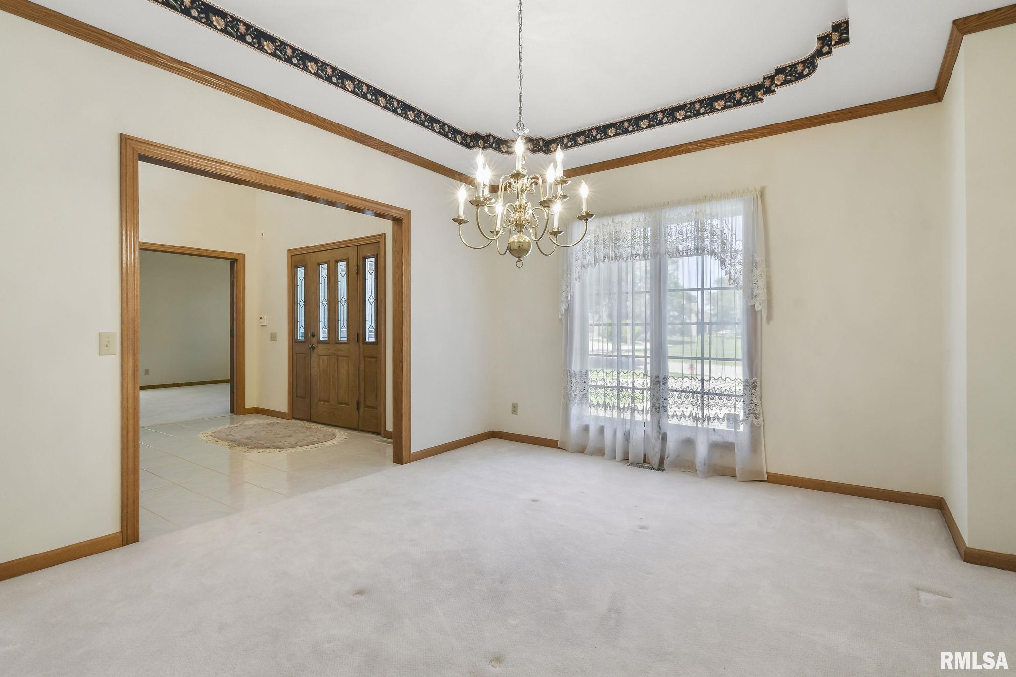 2304 Chesapeake Landing Springfield, IL 62712 - Photo 8 of 41