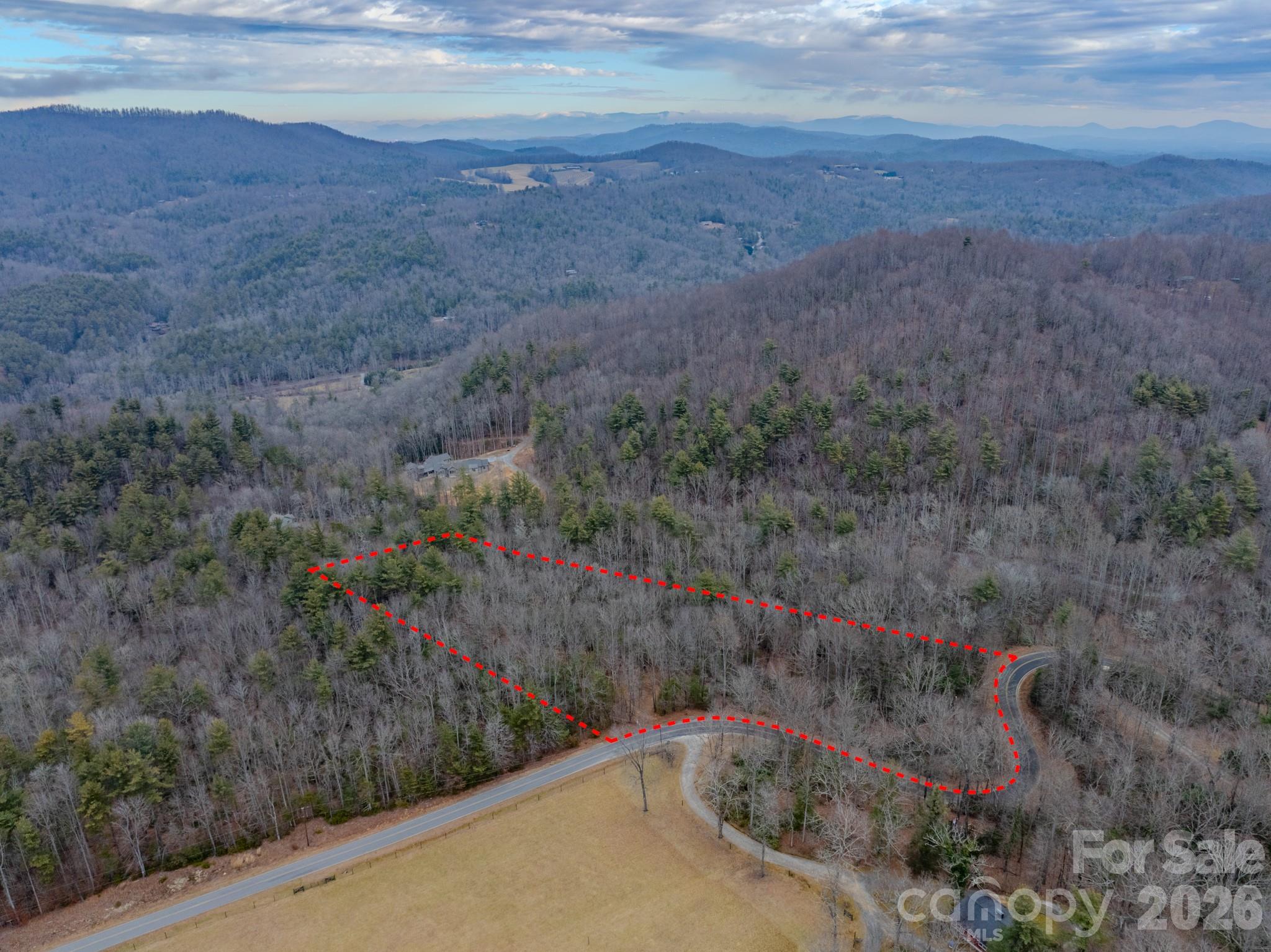 0 Old CCC Road, Unit 3 Hendersonville, NC 28739 - Photo 33 of 43 a view of a yard with an outdoor space