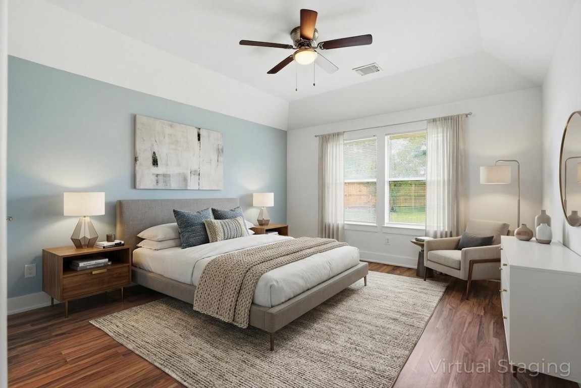 1631 Hade Meadow Lane Houston, TX 77073 - Photo 17 of 36 Virtually staged - MAster room