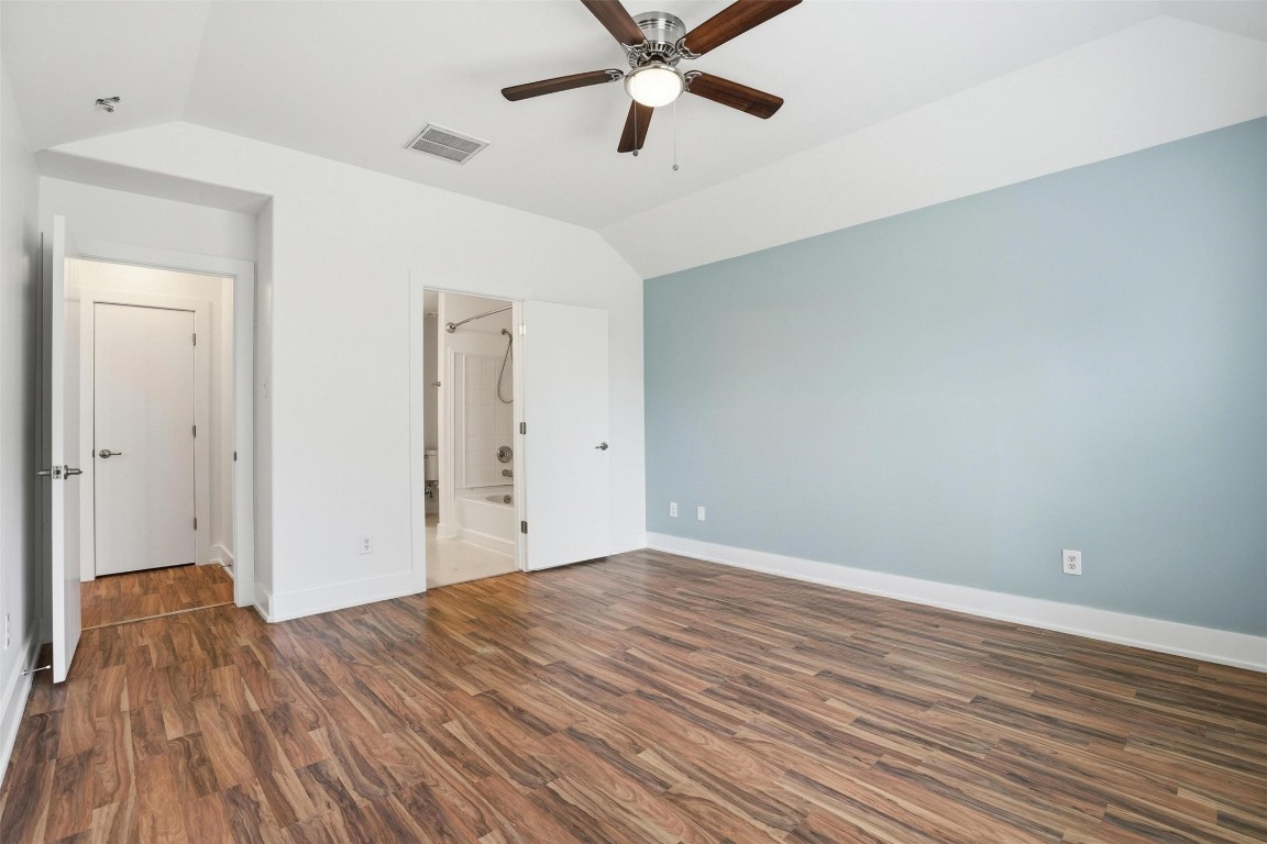 1631 Hade Meadow Lane Houston, TX 77073 - Photo 20 of 36 MAster bedroom