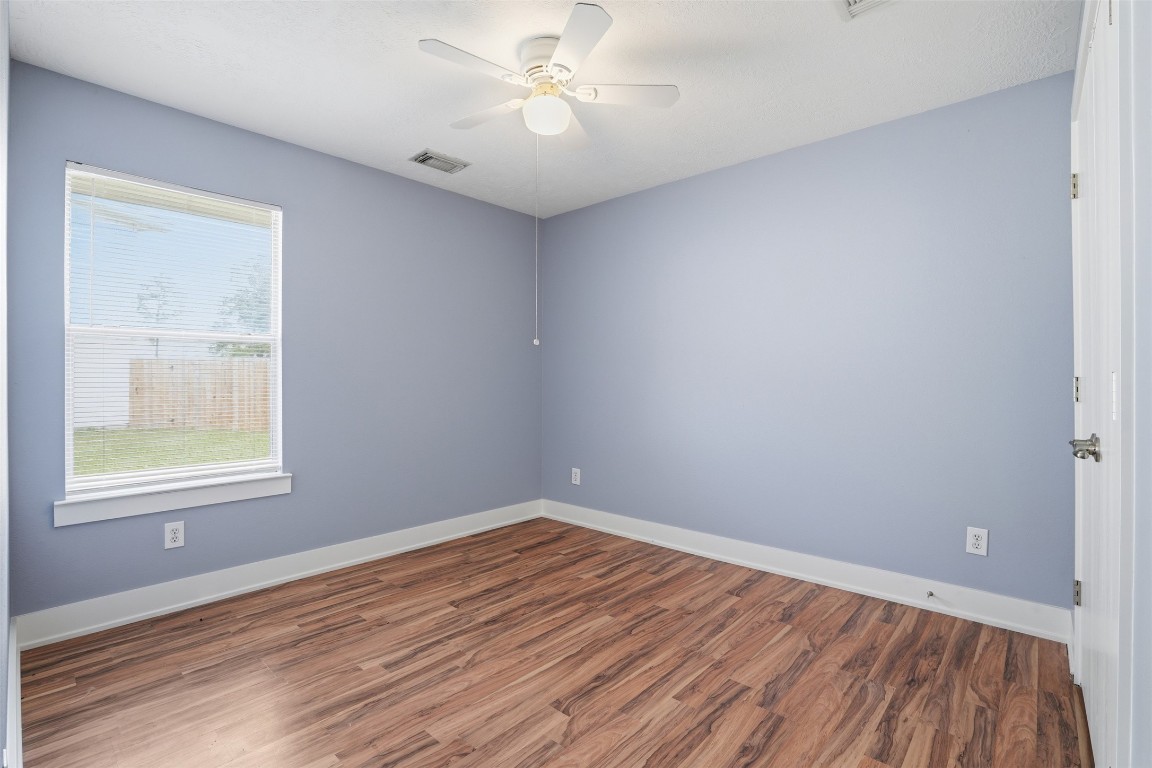 1631 Hade Meadow Lane Houston, TX 77073 - Photo 29 of 36 Bedroom #3