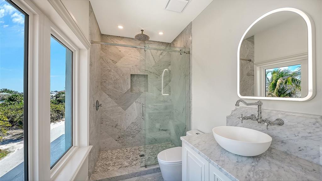 6529 Gulfside Road Longboat Key, FL 34228 - Photo 25 of 35 Gallery Image 25