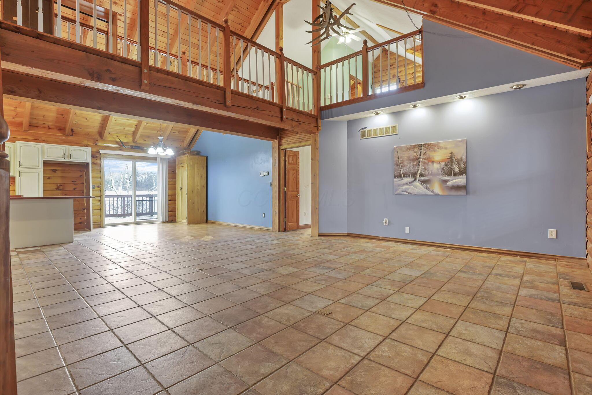 7760 Township Road Fredericktown, OH 43019 - Photo 9 of 74 Great Room