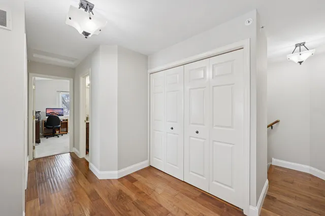 $290,000 | 8909 Peep Oday Trail, Eden Prairie, MN 55347