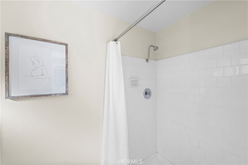 3044 Cresta Way Laguna Beach, CA 92651 - Photo 29 of 48 a bathroom with a shower