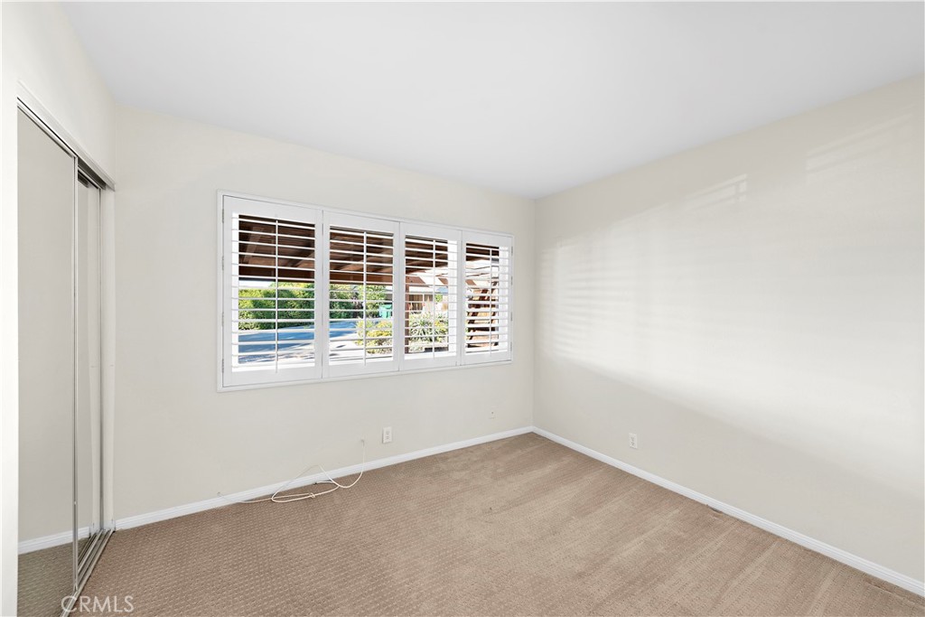 3044 Cresta Way Laguna Beach, CA 92651 - Photo 30 of 48 an empty room with a window