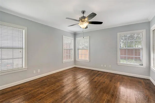 $2,650 | 2234 West Colorado Boulevard, Dallas, TX 75211