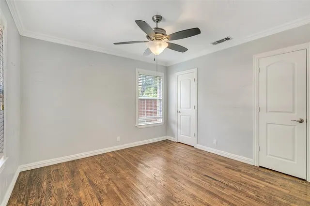 $2,650 | 2234 West Colorado Boulevard, Dallas, TX 75211