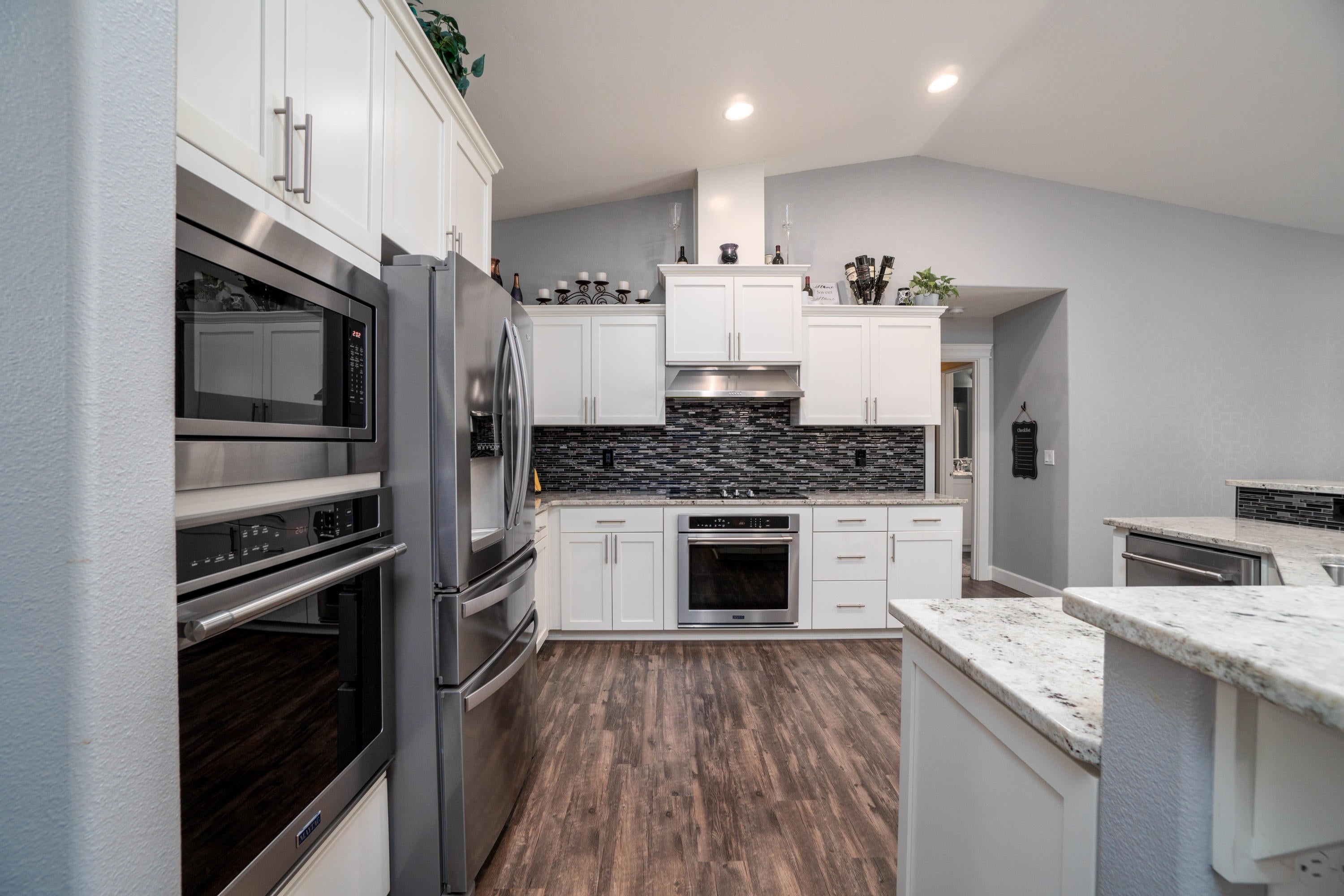 56067 Marsh Hawk Road Bend, OR 97707 - Photo 7 of 31 RileyVisuals-7