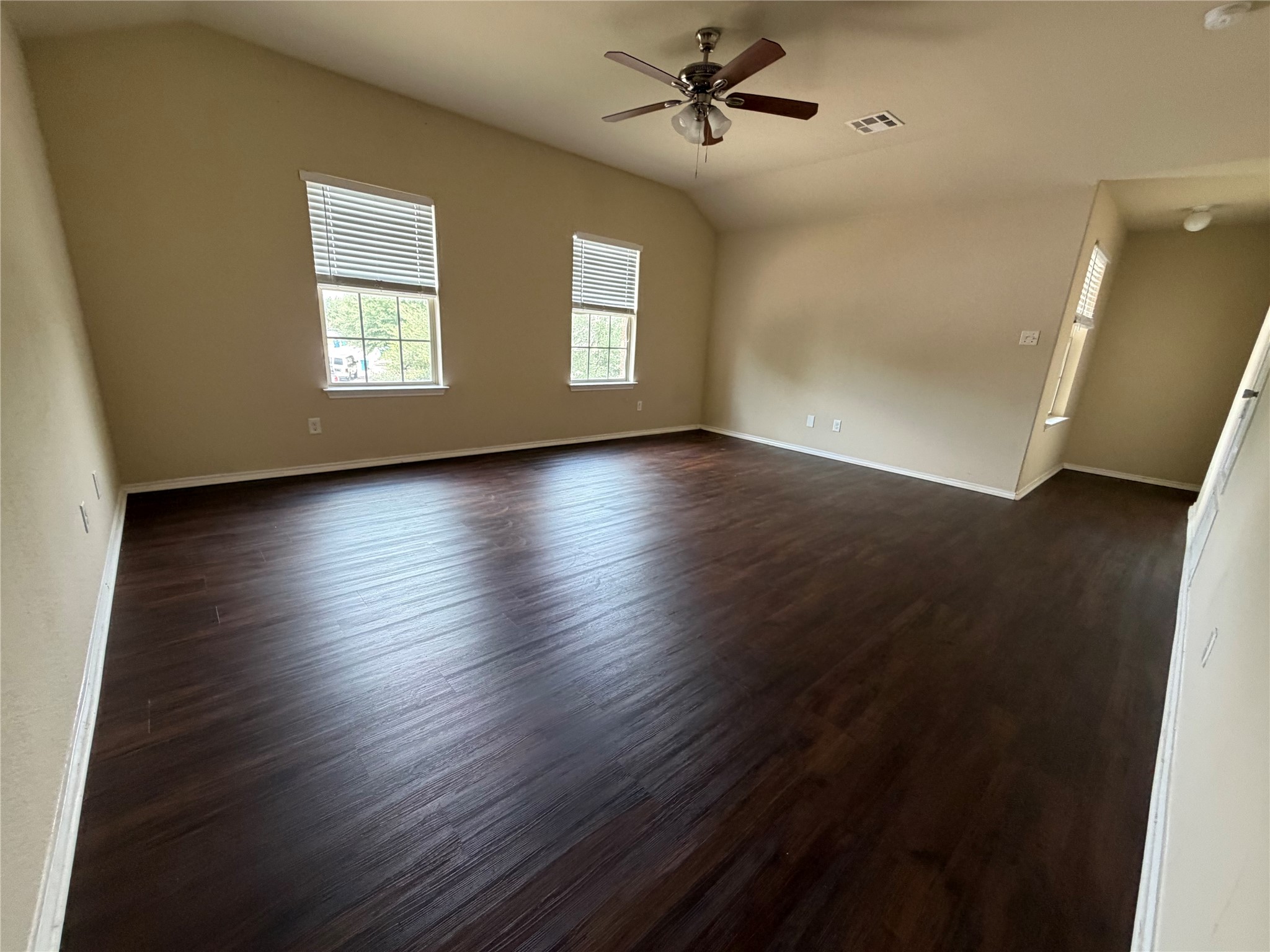 18436 Cloudmore Lane Elgin, TX 78621 - Photo 4 of 21