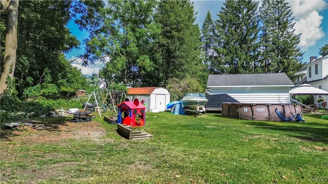 $184,500 | 810 Bellinger Avenue, Herkimer, NY 13350