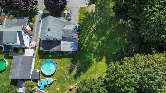 $184,500 | 810 Bellinger Avenue, Herkimer, NY 13350