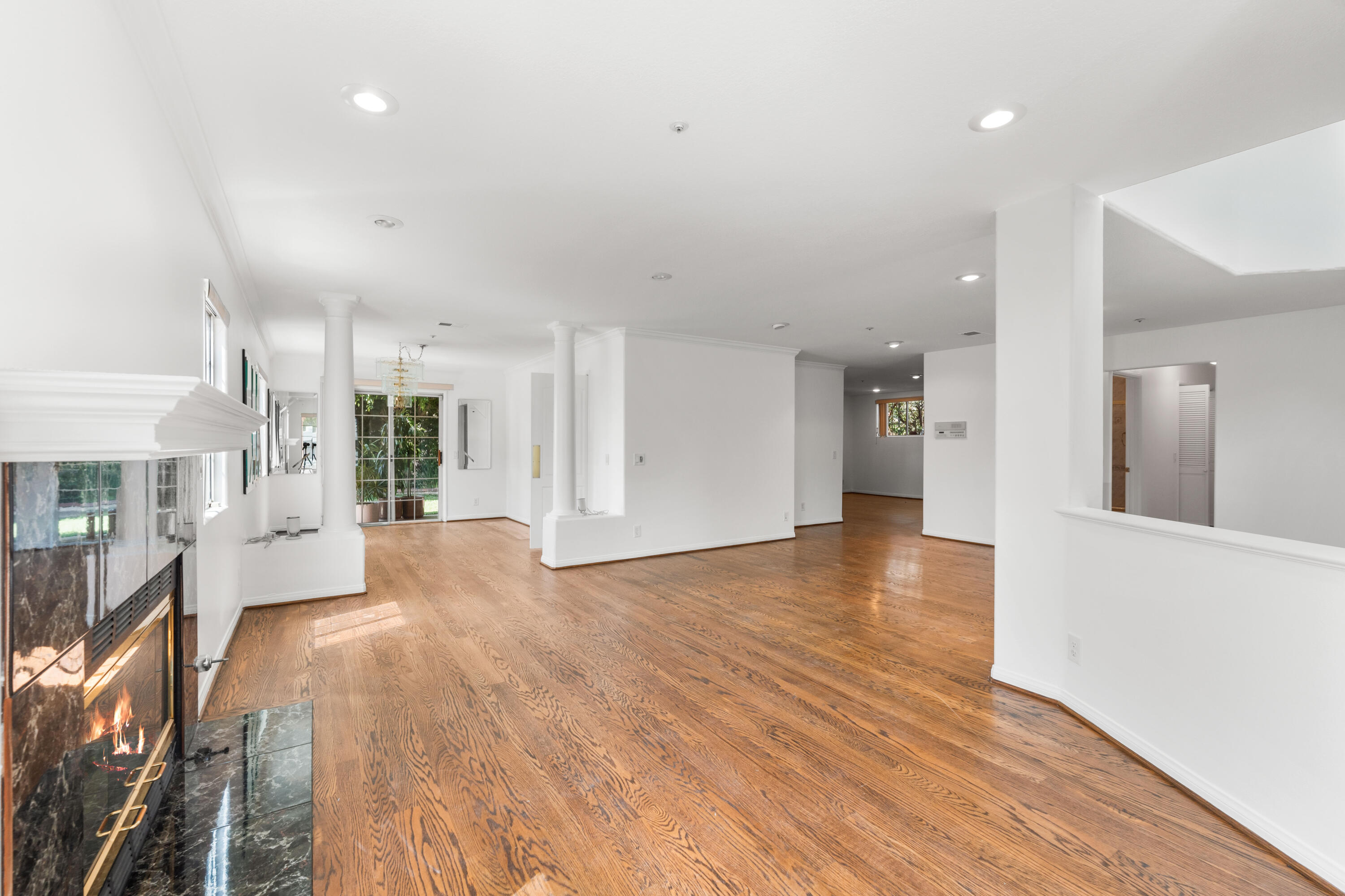 799 Foxkirk Road Glendale, CA 91206 - Photo 11 of 54 Foxkirk-20