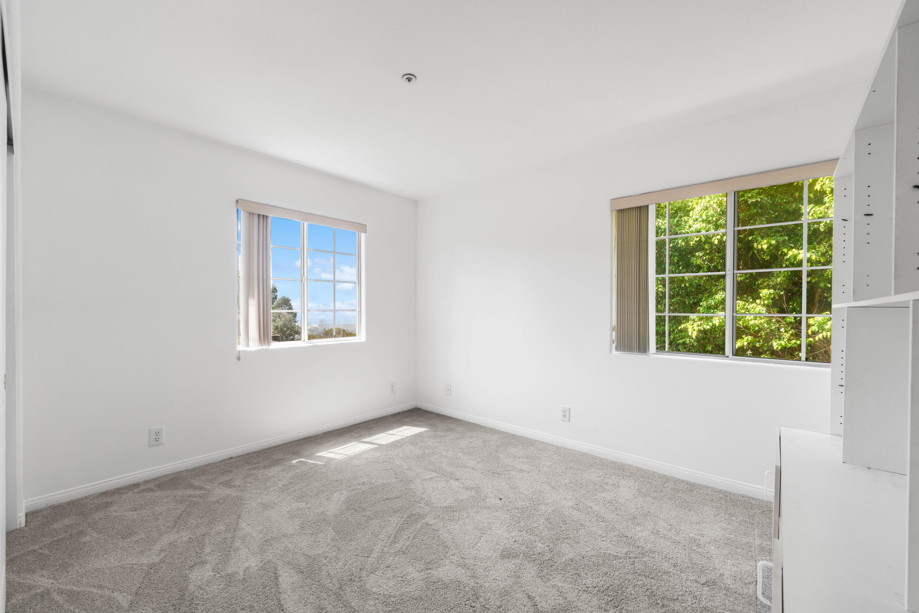 799 Foxkirk Road Glendale, CA 91206 - Photo 32 of 54 Foxkirk-41