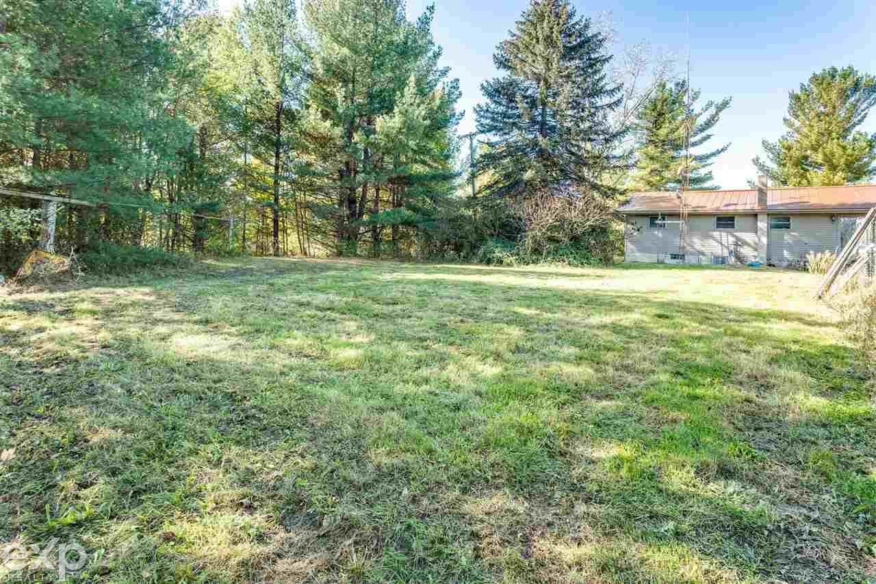 7066 Cribbins Road Jeddo, MI 48032 - Photo 3 of 34
