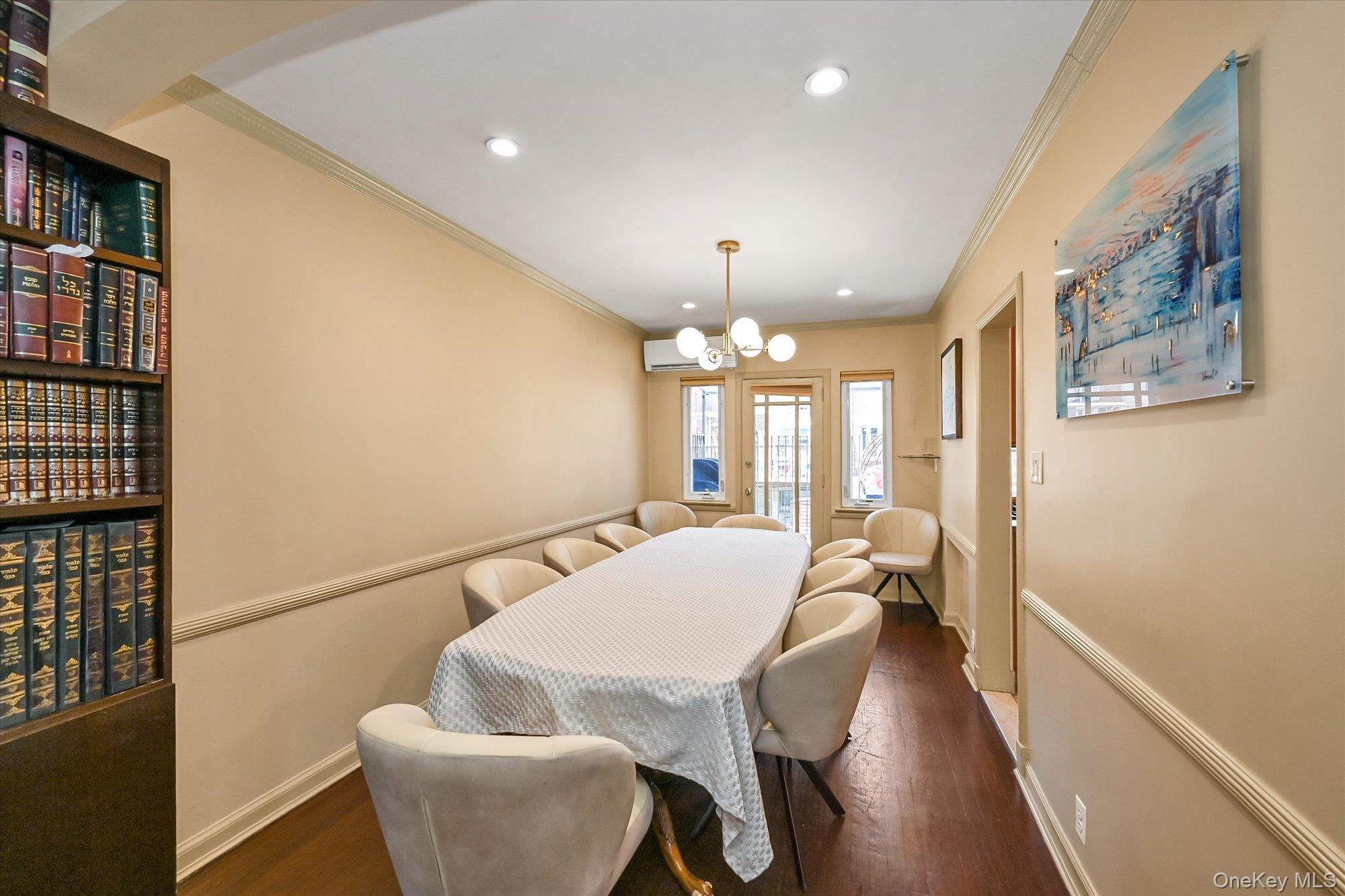 136-43 71st Road Queens, NY 11367 - Photo 5 of 9