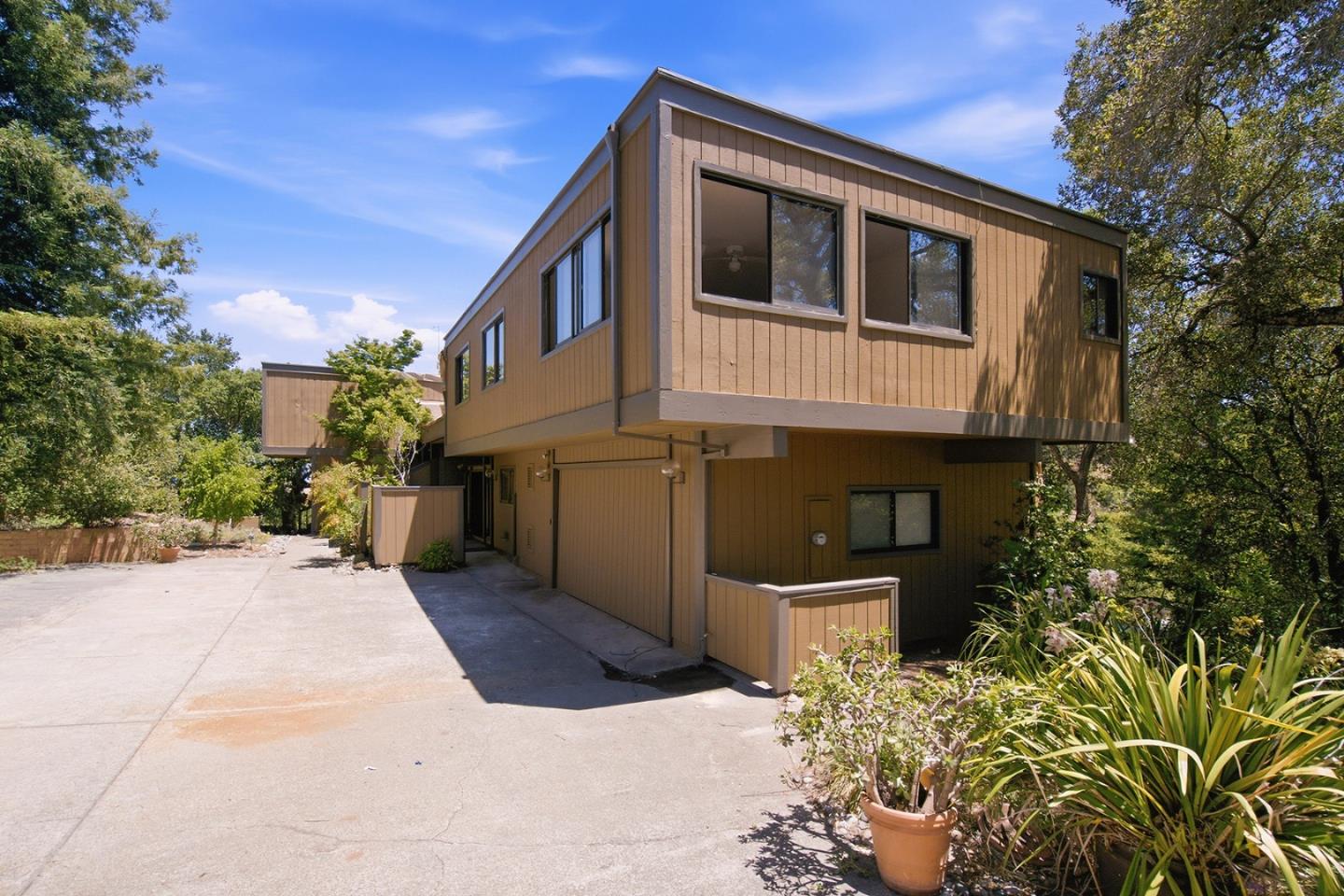 285 Escobar Road Portola Valley, CA 94028 - Photo 1 of 28
