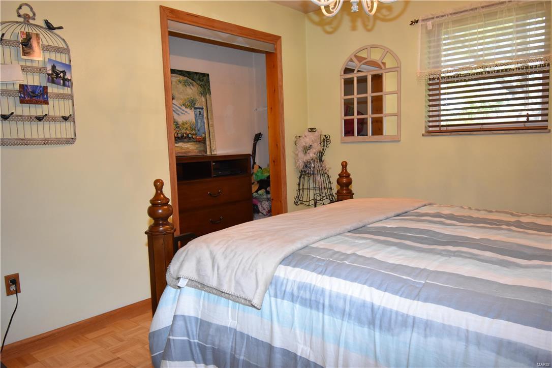 5140 Old Alton Road Granite City, IL 62040 - Photo 13 of 31 Gallery Image 13