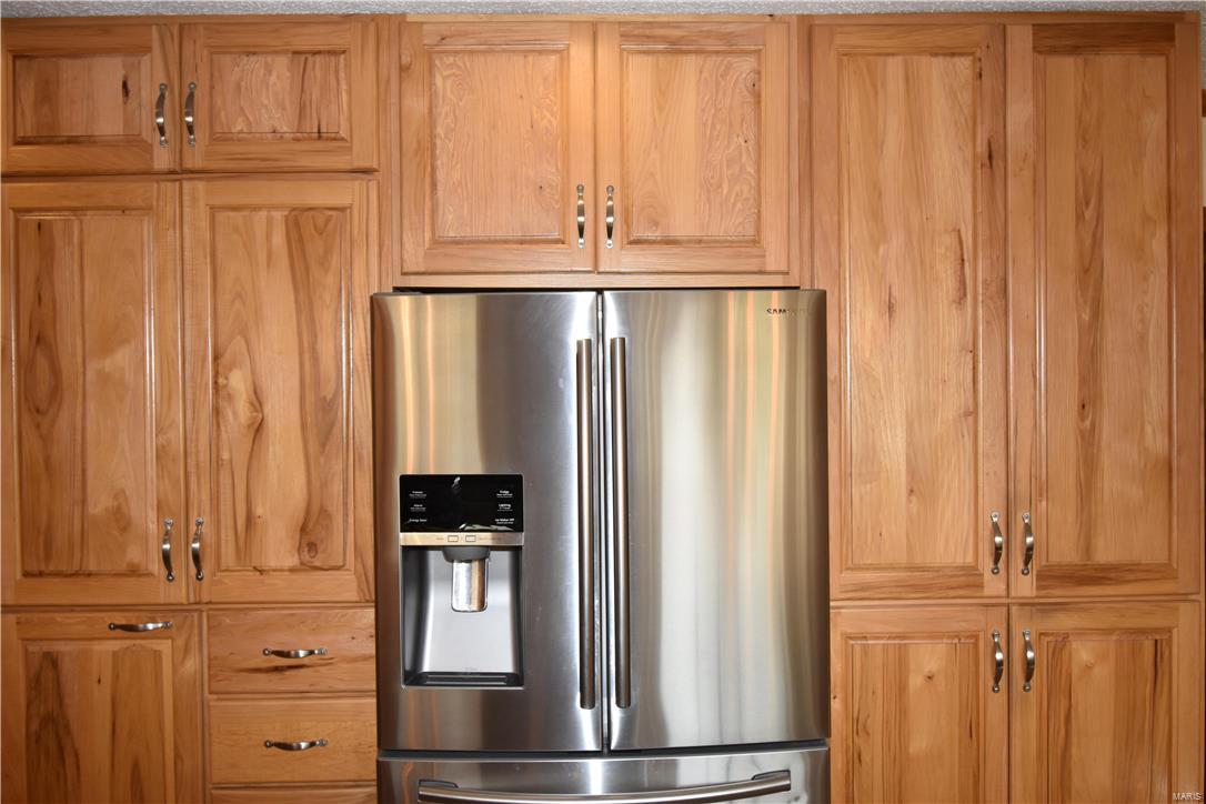 5140 Old Alton Road Granite City, IL 62040 - Photo 3 of 31 Gallery Image 3