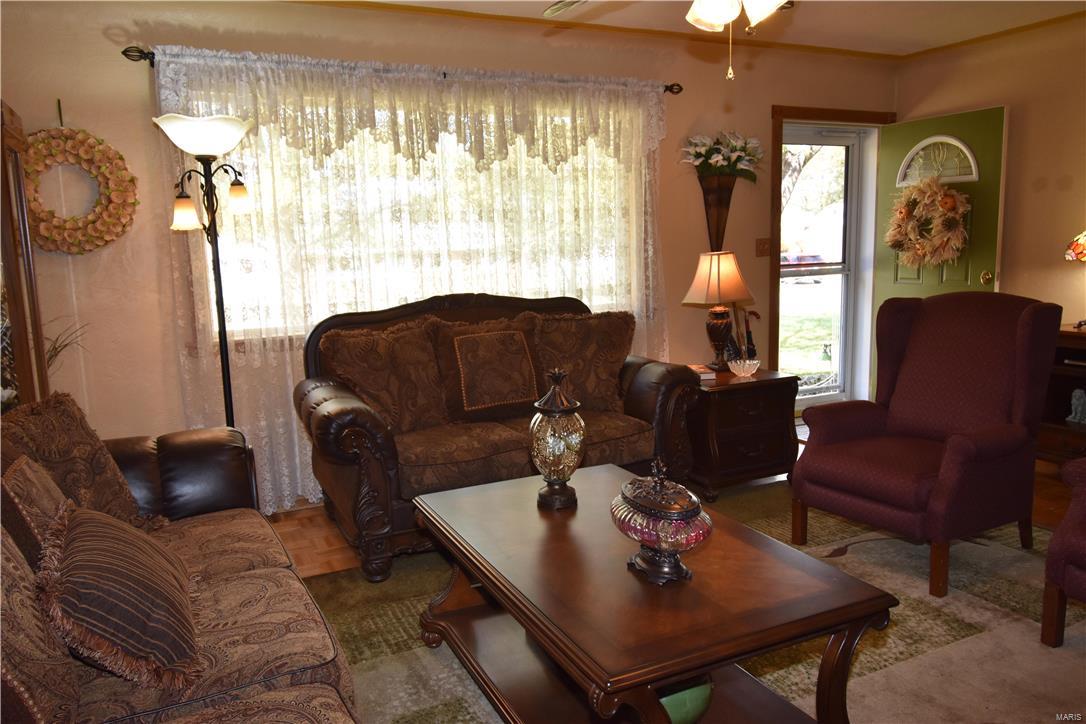 5140 Old Alton Road Granite City, IL 62040 - Photo 8 of 31 Gallery Image 8