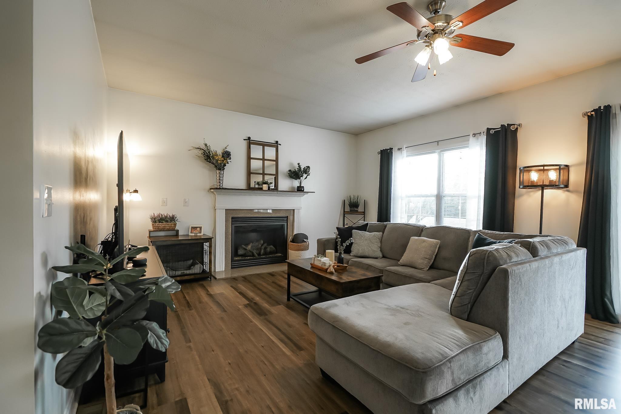 2205 West Geneva Road Peoria, IL 61615 - Photo 14 of 96 Gallery Image 14