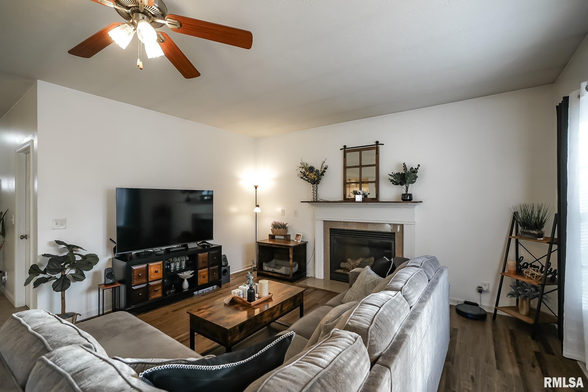 2205 West Geneva Road Peoria, IL 61615 - Photo 19 of 96 Gallery Image 19
