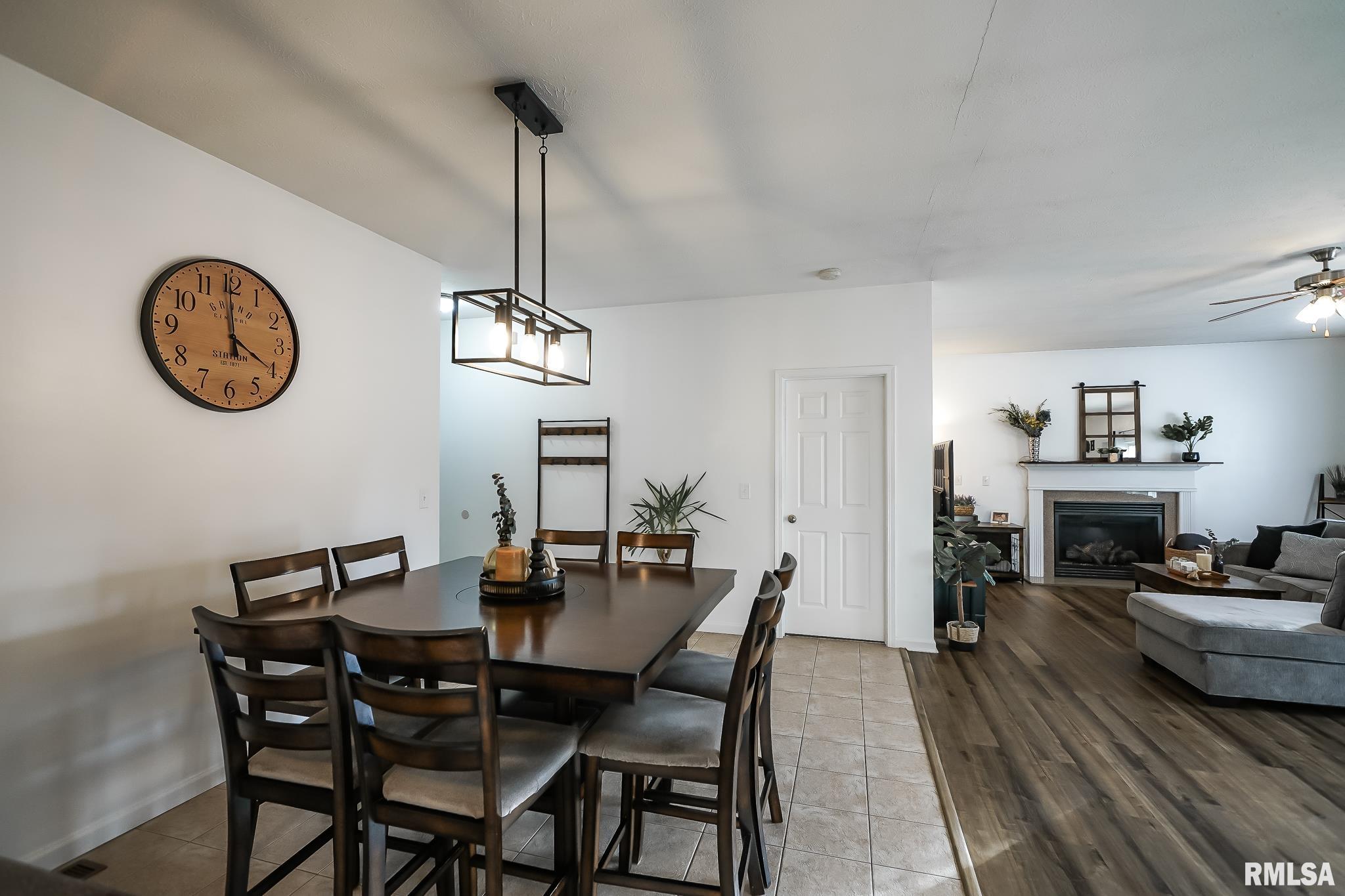 2205 West Geneva Road Peoria, IL 61615 - Photo 28 of 96 Gallery Image 28