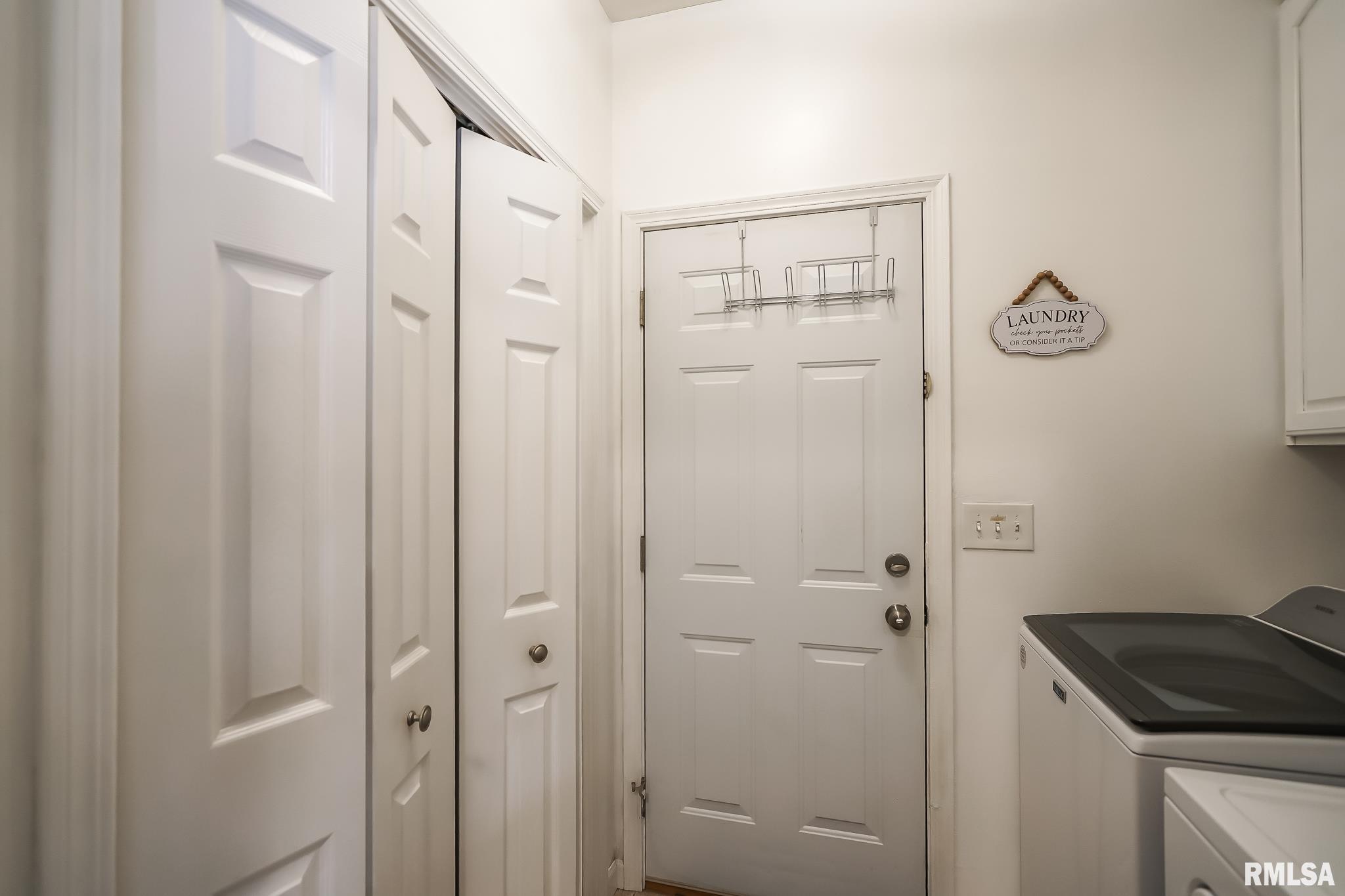 2205 West Geneva Road Peoria, IL 61615 - Photo 46 of 96 Gallery Image 46