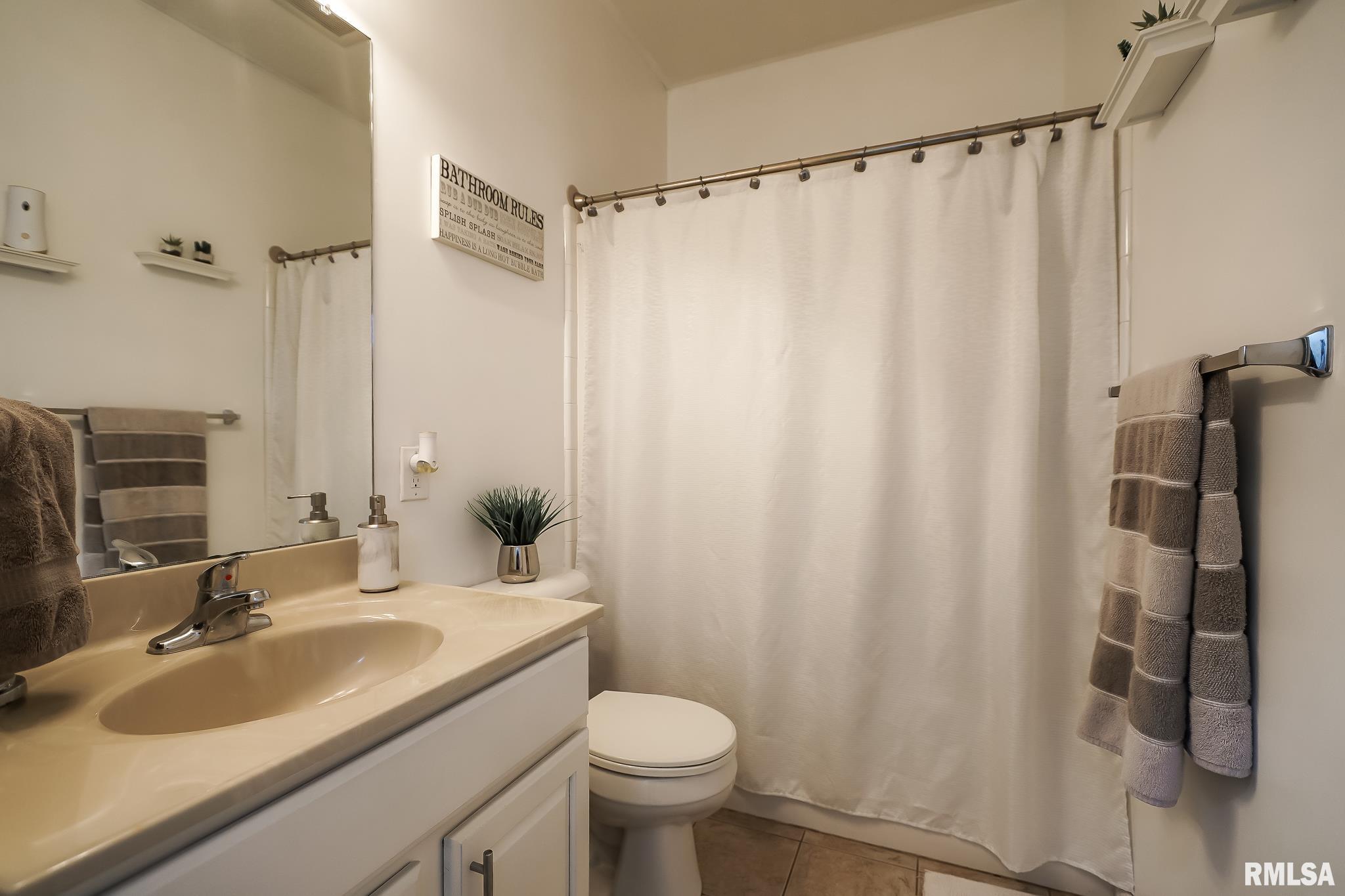 2205 West Geneva Road Peoria, IL 61615 - Photo 48 of 96 Gallery Image 48