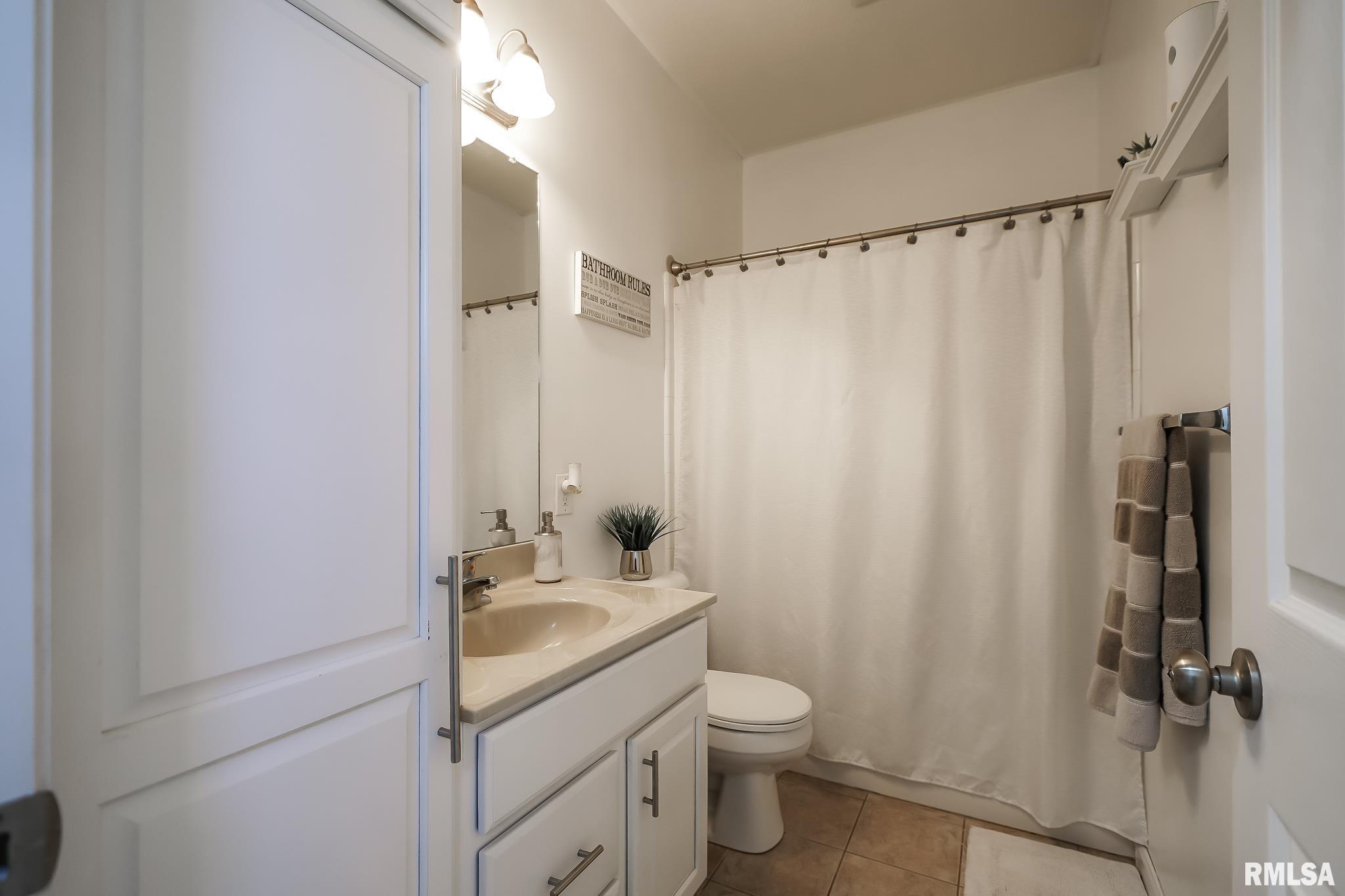 2205 West Geneva Road Peoria, IL 61615 - Photo 49 of 96 Gallery Image 49