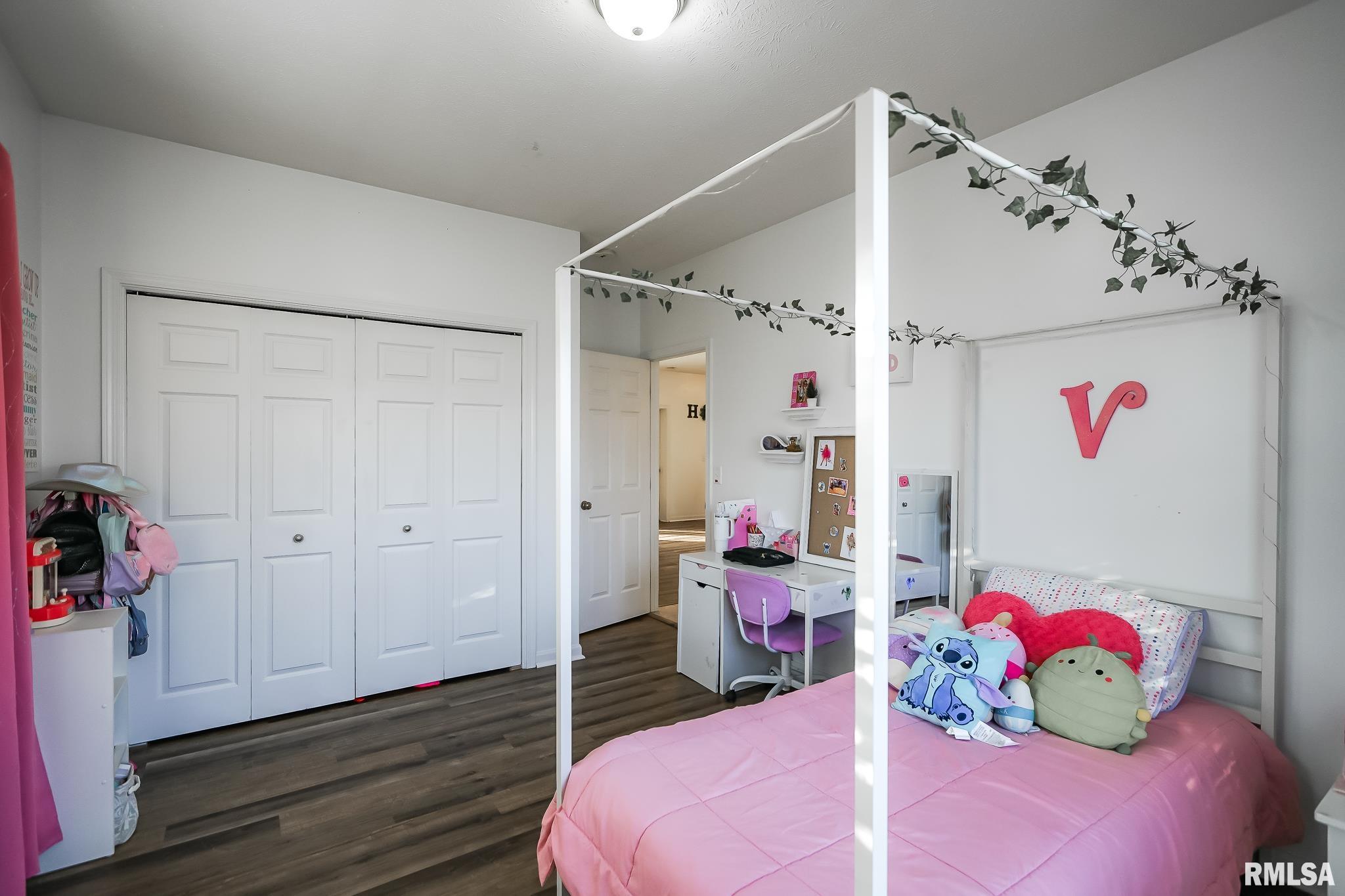 2205 West Geneva Road Peoria, IL 61615 - Photo 63 of 96 Gallery Image 63