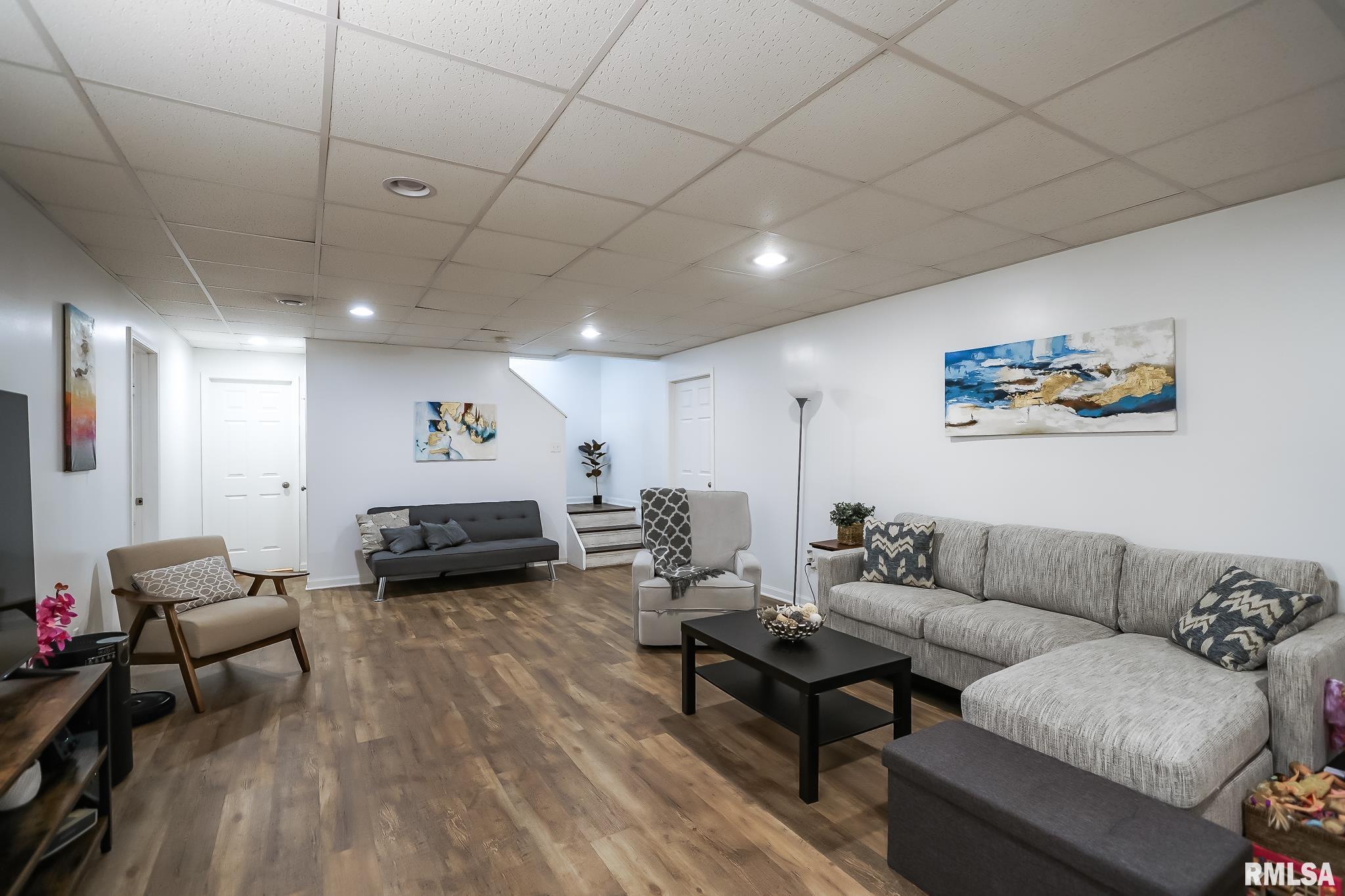 2205 West Geneva Road Peoria, IL 61615 - Photo 74 of 96 Gallery Image 74